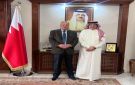 السفير البحريني خليفة بن عبدالله آل خليفة يلتقي مدير مهرجان جرش ايمن سماوي