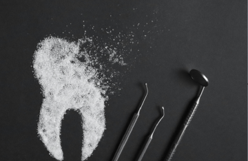 لحظة بلحظة .. كيف يهاجم السكر أسنانك؟