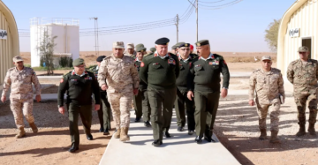 الحنيطي يتفقد مركز تدريب خدمة العلم (شويعر) الحنيطي يتفقد مركز تدريب خدمة العلم (شويعر)