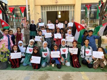 العدوان ترعى إذاعة مدرسية بأسلوب إبداعي في مدرسة الجواسرة الثانوية العدوان ترعى إذاعة مدرسية بأسلوب إبداعي في مدرسة الجواسرة الثانوية