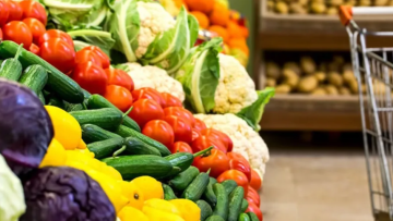 تعرف على أسعار الخضار والفواكه في السوق المركزي الخميس تعرف على أسعار الخضار والفواكه في السوق المركزي الخميس