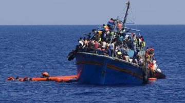 الأردن يعزي مصر بضحايا غرق قارب هجرة بالقرب من ميناء جزيرة كريت اليونانية الأردن يعزي مصر بضحايا غرق قارب هجرة بالقرب من ميناء جزيرة كريت اليونانية