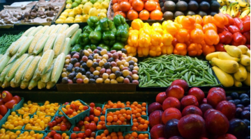 البندورة بـ 15 قرش والخيار ب 40 في السوق المركزي اليوم