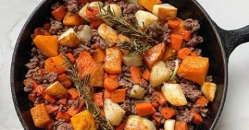 طريقة عمل طاجن اللحمة بالبصل وقرع العسل