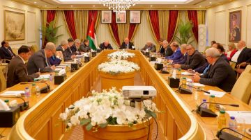 مالية الأعيان تبحث خطط ومشاريع وزارة النقل مالية الأعيان تبحث خطط ومشاريع وزارة النقل