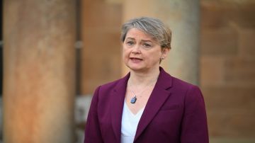 وزيرة الخارجية البريطانية تزور واشنطن للقاء نظيرها الأميركي وزيرة الخارجية البريطانية تزور واشنطن للقاء نظيرها الأميركي