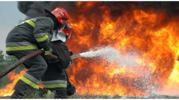 حريق في مخبز بإربد يصيب 3 أشخاص والدفاع المدني يفتح تحقيقا حريق في مخبز بإربد يصيب 3 أشخاص والدفاع المدني يفتح تحقيقا