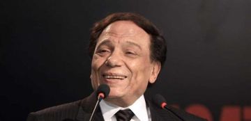 عن صحة عادل إمام.. هذا ما كشفه ابنه محمد