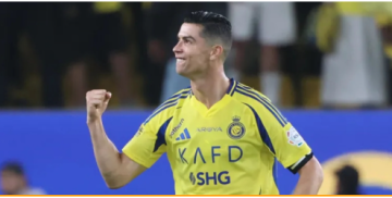 صاحب الـ 40 عاما.. رونالدو يستعرض عضلاته "المفتولة"!