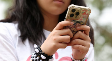 لأول مرة .. أستراليا تحظر وسائل التواصل للأطفال دون 16 عاما لأول مرة .. أستراليا تحظر وسائل التواصل للأطفال دون 16 عاما