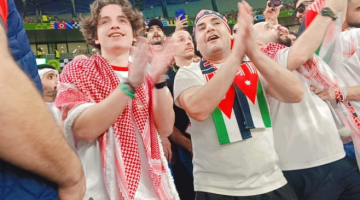 الأمير هاشم يشارك جماهير النشامى تشجيع المنتخب الأردني في كأس العرب الأمير هاشم يشارك جماهير النشامى تشجيع المنتخب الأردني في كأس العرب