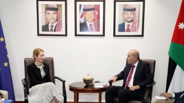 وزير الخارجية يلتقي نائبة رئيسة المفوضية الأوروبية وزير الخارجية يلتقي نائبة رئيسة المفوضية الأوروبية