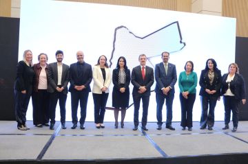 جائزة النهضة لمحلية العمل الإنساني والتنموي 2025 تكرم هيئة الأمم المتحدة للمرأة في الأردن جائزة النهضة لمحلية العمل الإنساني والتنموي 2025 تكرم هيئة الأمم المتحدة للمرأة في الأردن