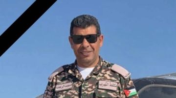 الجمارك تنعى الرحامنة .. وفاة رجل أمن جمركي أثناء تأدية الواجب الرسمي الجمارك تنعى الرحامنة .. وفاة رجل أمن جمركي أثناء تأدية الواجب الرسمي