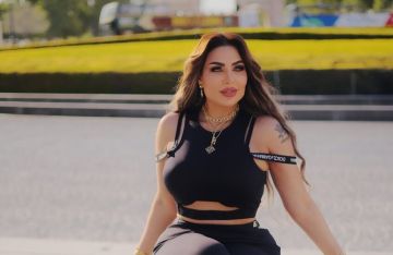 مصر..الزعيمة الحسناء توجه طلبا غريبا للمحكمة في قضية المخدرات الكبرى مصر..الزعيمة الحسناء توجه طلبا غريبا للمحكمة في قضية المخدرات الكبرى