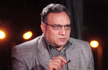 قضية غامضة تهز الأوساط الثقافية في مصر.. منشور لمفكر سياسي يثير موجة تضامن