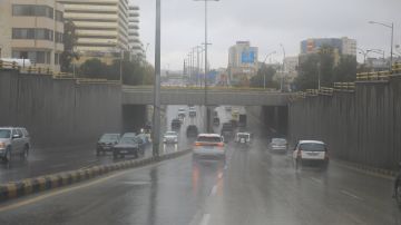 الأرصاد: منخفض جوي يؤثر على الأردن مساء الاثنين وتحذيرات من سيول وضباب عاجل الأرصاد: منخفض جوي يؤثر على الأردن مساء الاثنين وتحذيرات من سيول وضباب عاجل