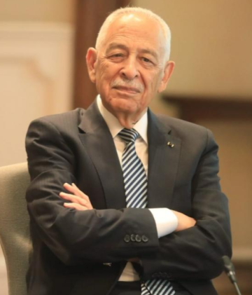 العيسوي ينقل تمنيات الملك وولي العهد بدوام الصحة للوزير ارشيدات