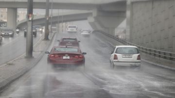 المملكة تتأثر بمنخفض جوي ماطر وأمانة عمان تعلن حالة الطوارئ المتوسطة عاجل