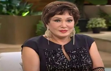 لبلبة تروي موقفا طريفا مع معجب: قلت له مراتك هتزعل لبلبة تروي موقفا طريفا مع معجب: قلت له مراتك هتزعل