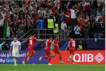 منتخب النشامى يذهل العرب ويشعل فرحة الأردنيين في كأس العرب منتخب النشامى يذهل العرب ويشعل فرحة الأردنيين في كأس العرب