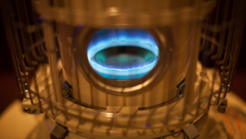 وزير الصناعة يترأس اجتماعا لمتابعة إجراءات التحفظ على المدافئ غير الآمنة 