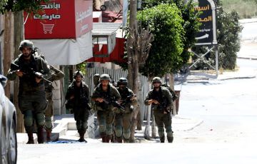 الاحتلال يقتحم مدينة طوباس وبلدة عقابا الاحتلال يقتحم مدينة طوباس وبلدة عقابا