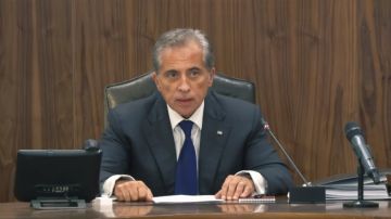 رئيس الوزراء يترأس الاجتماع الأول للجنة إعداد البرنامج التنفيذي للحد من الإلقاء العشوائي للنفايات