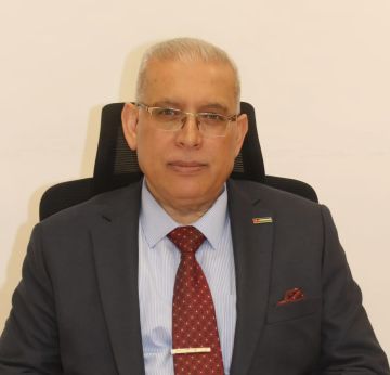 ضعف الإدارات الجامعية وسيادة نظرية سكن تسلم