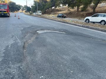 طريق إربد عجلون المتدهور يهدد السلامة المرورية ويحتاج لتأهيل عاجل طريق إربد عجلون المتدهور يهدد السلامة المرورية ويحتاج لتأهيل عاجل