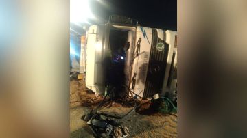 إصابة شخصين بحادث تدهور شاحنة على أوتوستراد المفرق الزرقاء إصابة شخصين بحادث تدهور شاحنة على أوتوستراد المفرق الزرقاء