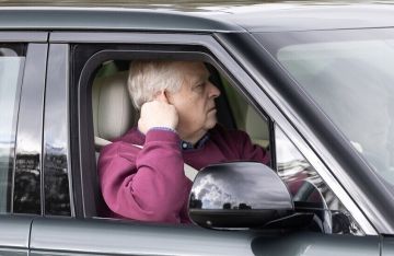 بريطانيا .. تشارلز الثالث يجرد أخاه أندرو من آخر ألقابه الملكية بريطانيا .. تشارلز الثالث يجرد أخاه أندرو من آخر ألقابه الملكية