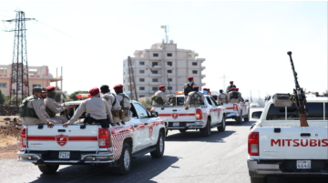 تدمر: الداخلية السورية تؤكد قتل المنفذ .. عنصر أمني وراء الهجوم على القوات الأمريكية تدمر: الداخلية السورية تؤكد قتل المنفذ .. عنصر أمني وراء الهجوم على القوات الأمريكية