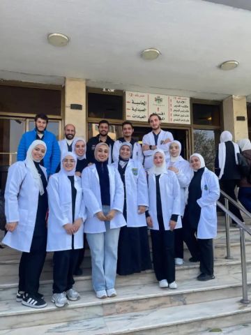 تمريض الزرقاء تنظم نشاطا توعويا في مركز الكرامة