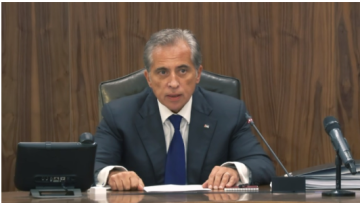 رئيس الوزراء يترأس الاجتماع الأول للجنة إعداد البرنامج التنفيذي للحد من الإلقاء العشوائي للنفايات