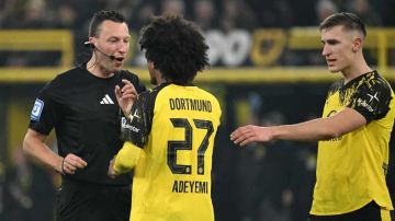 بسبب سلوكه ..  بروسيا دورتموند يعاقب كريم أديمي