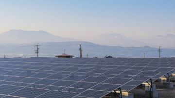 اتفاقية لتركيب أنظمة تسخين شمسية في 33 مستشفى حكومي اتفاقية لتركيب أنظمة تسخين شمسية في 33 مستشفى حكومي