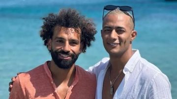 فنانون يدعمون صلاح في أزمته مع ليفربول.. اللي يخسرك خسران فنانون يدعمون صلاح في أزمته مع ليفربول.. اللي يخسرك خسران