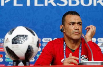 ما حدث في كأس العرب لا يليق بنا.. عصام الحضري يعتذر للجماهير المصرية (فيديو) ما حدث في كأس العرب لا يليق بنا.. عصام الحضري يعتذر للجماهير المصرية (فيديو)