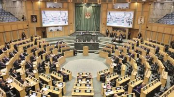 إقرار موازنة 2026 .. غياب الموقف الجماعي للكتل النيابية يثير أسئلة إقرار موازنة 2026 .. غياب الموقف الجماعي للكتل النيابية يثير أسئلة