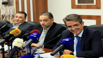 وزير الشباب: استمرار دعم الأندية والهيئات وفق معايير عادلة وشفافة وزير الشباب: استمرار دعم الأندية والهيئات وفق معايير عادلة وشفافة