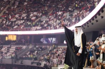 أمير قطر يهنئ منتخب فلسطين بفوزه في المباراة الافتتاحية