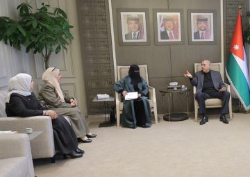 القاضي: لجنتا الطاقة والثروة المعدنية والمرأة أساس لتعزيز الاقتصاد وتمكين الأسرة القاضي: لجنتا الطاقة والثروة المعدنية والمرأة أساس لتعزيز الاقتصاد وتمكين الأسرة