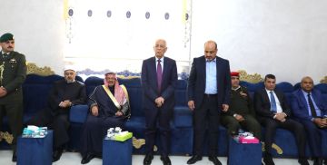 العيسوي ينقل التعازي لعشيرة الخريشا ويزور الوزير ارشيدات للاطمئنان على صحته العيسوي ينقل التعازي لعشيرة الخريشا ويزور الوزير ارشيدات للاطمئنان على صحته