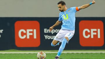 الفيصلي يضمن لقب درع الاتحاد بعد فوزه على الحسين الفيصلي يضمن لقب درع الاتحاد بعد فوزه على الحسين