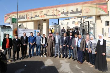 جامعة الزرقاء تنظم يوما طبيا مجانيا في بلدية الظليل