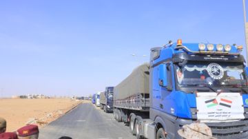 وصول قافلة المساعدات الأردنية إلى الجمهورية اليمنية وصول قافلة المساعدات الأردنية إلى الجمهورية اليمنية