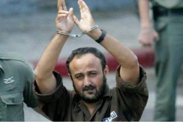 الرئاسة الفلسطينية: البرغوثي يتعرض لاعتداءات انتقامية خطيرة داخل سجون الاحتلال