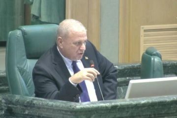 عطية ينتقد غياب الوزراء عن مناقشات موازنة 2026: لا مبرر لعدم حضورهم عطية ينتقد غياب الوزراء عن مناقشات موازنة 2026: لا مبرر لعدم حضورهم