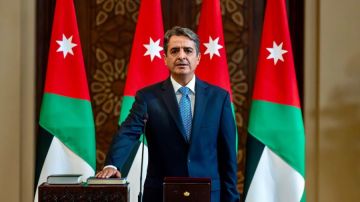 وزير الشباب يوجه بتحويل المراكز الشبابية إلى مراكز إيواء خلال المنخفض الجوي وزير الشباب يوجه بتحويل المراكز الشبابية إلى مراكز إيواء خلال المنخفض الجوي